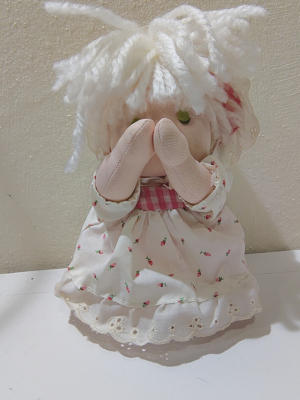 Russ Angelique Musical Wind Up Doll Pink with White Dress Vintage